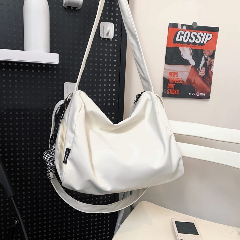 White + Twist